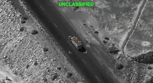 فيديو جديد لغارات جوية أمريكية تستهدف منصات صواريخ باليستية إيرانية وطائرات مسيرة دون طيار