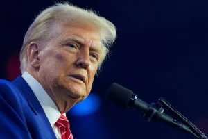 ترامب يكشف موقفه من إبرام اتفاق مع إيران