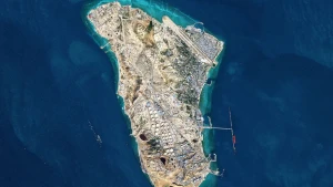 تفاصيل حول خطط أمريكية للاستيلاء على جزيرة خرج الإيرانية  أو فرض حصار عليها