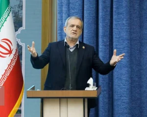 رسميا..الرئيس الإيراني يؤكد فتح مضيق هرمز أمام السفن التجارية لجميع الدول باستثناء "المعتدين" على بلاده