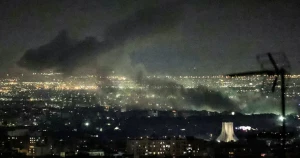 طهران على صفيح ساخن.. ضربات إسرائيلية تستهدف مواقع داخل إيران