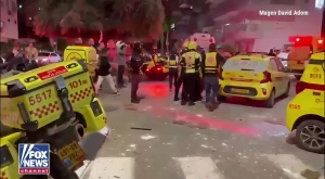 بالفيديو: إصابة 12 إسرائيليا جراء سقوط صاروخ إيراني ليلا!