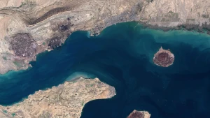 سيناريو المواجهة يقترب.. أمريكا تدرس السيطرة على جزر إماراتية تحتلها إيران