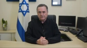 بالفيديو.. وزير الدفاع الإسرائيلي: "سنستمر باغتيال كل من تبقى من قادة إيران لا هدنة ولا تراجع"