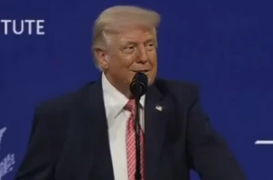 بالفيديو: ترمب يتحدث عن وفاة المرشد الأعلى لإيران والحالة الصحية لنجله "مجتبى خامنئي"