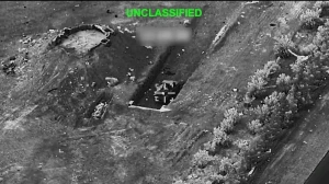 بالفيديو.. مسيرة أمريكية تدمر أنظمة الدفاع الجوي الإيرانية