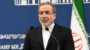 "تاريخ لا يتجاوز 250 عاماً يهدد حضارة عمرها 6000 عام".. "عراقجي" يرد على "ترامب" بعد تهديده بإعادة إيران إلى العصر الحجري