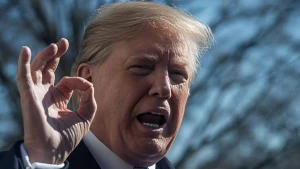 "افتحوا المضيق اللعين أيها المجانين"... ترامب يهدد إيران مجددا بشأن مضيق هرمز ويختم حديثه ب "الحمد لله"