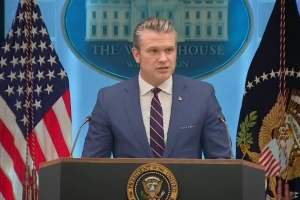 "الله كريم".. بالفيديو : وزير الدفاع الأمريكي يكشف عن أول رسالة استقبلوها من الطيار الذي سقطت طائرته في إيران