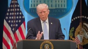 بالفيديو.. ترامب يكشف عن رغبته في الاستيلاء على نفط إيران