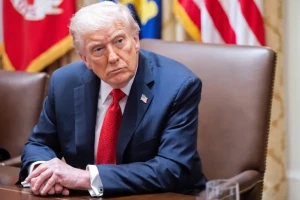 "إنه لشرفٌ لي أن أرى هذه المشكلة تقترب من الحل".. ترامب يعلق على وقف الحرب ويكشف ما سيحدث بعد مهلة الأسبوعين