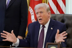 ترامب: إيران لا تلتزم باتفاقها للسماح بمرور النفط عبر مضيق هرمز