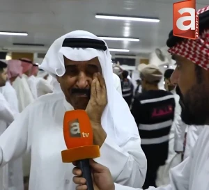 "أنا دايماً أقولها الكتف اليمين انكسر".. بالفيديو: لحظة انهيار الفنان الكويتي محمد جابر حزنا على وفاة حياة الفهد