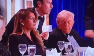 بعيون متسعة.. صورة لردة فعل ميلانيا ترامب لحظة سماع إطلاق نار في عشاء مراسلي البيت الأبيض