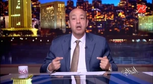 بالفيديو.. عمرو أديب: ضياء العوضي اللي بيقول للناس بطلوا دوا وكلوا سكر مات عنده 46 سنة