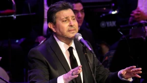 وفاة الفنان المصري ⁧‫هاني شاكر‬⁩ بعد صراع مع المرض