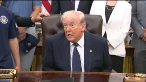بالفيديو.. ترامب: ما لا يعجبني في إيران أنهم يتحدثون إلي باحترام كبير ثم يذهبون للتلفزيون ويقولون لم نتحدث مع الرئيس