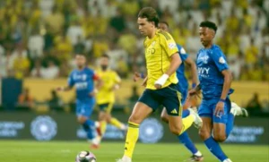 بالفيديو.. الهلال يخطف التعادل أمام النصر 1-1 ويؤجل حسم لقب الدوري