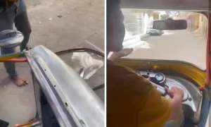 «صور براحتك أنا كدة كدة 5%».. بالفيديو.. سائق توك توك يقلب المركبة براكب بعد خلاف معه على الأجرة في مصر