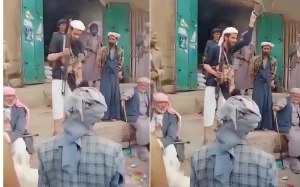 بالفيديو: لحظة إعلان قبائل ذو محمد في مديرية برط اليمنية تضامنها مع قبائل دهم ضد مليشيا الحوثي ومنعهم من جميع الأسواق