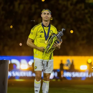 يعني لنا الكثير.. أول تعليق من رونالدو بعد التتويج بلقب الدوري