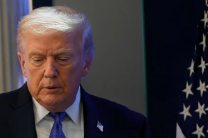 "كان موجودًا في الداخل".. أول تعليق أمريكي بشأن ترامب بعد حادث إطلاق النار خارج البيت الأبيض