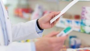 تشمل مستحضرات لعلاج الأنيميا والالتهابات وقرحة المعدة.. تحذيرات من أدوية مغشوشة ومجهولة المصدر في مصر