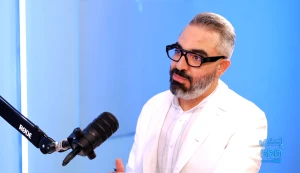 من بينها الأطباء والمعلمين.. بالفيديو: خبير ذكاء اصطناعي يكشف مفاجأة بشأن الوظائف التي ستختفي خلال السنوات القادمة