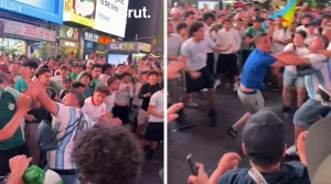 بالفيديو.. اشتباكات عنيفة بين جماهير الجزائر والأرجنتين وسط ساحة تايمز سكوير  في نيويورك