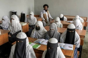 وزارة التعليم بأفغانستان تكشف عن نسبة صادمة للطلاب الراسبين في مادة الدين