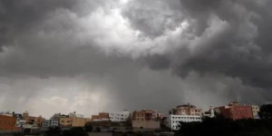 الأرصاد تكشف حالة الطقس المتوقعة اليوم: سحب ممطرة ورياح نشطة على هذه المناطق!