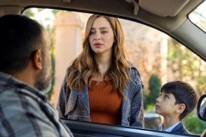 بالفيديو.. أول تعليق من الفنانة السورية روزينا لاذقاني بعد تعيينها في مجلس الشعب السوري بقرار من الشرع