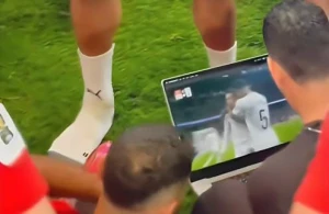 بالفيديو.. لقطة لـ «مبابي» تكشف سر فوز مصر على أستراليا والتأهل التاريخي بكأس العالم