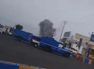 بالفيديو.. غارات أمريكية تضرب ميناء تشابهار الإيراني.. تدمير برج المراقبة البحرية وانقطاع الكهرباء عن نصف المدينة