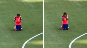 بالفيديو.. لامين يامال يرفع يديه بالدعاء والشكر عقب تتويج إسبانيا بكأس العالم