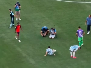 بالفيديو .. ردة فعل ميسي لحظة توجه لامين يامال لمواساته بعد نهائي كأس العالم