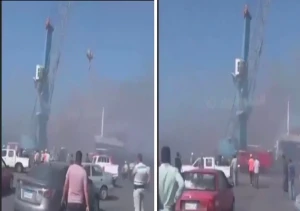 فيديو يوثق اشتعال النيران وتصاعد الدخان في ناقلة غاز بميناء دمياط في مصر بعد استهدافها بطائرة مسيرة إيرانية