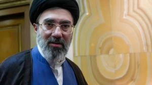تقرير يكشف تفاصيل مطاردة أمريكا وإسرائيل لمجتبى خامنئي.. والتحدي الذي يواجه أجهزة الاستخبارات