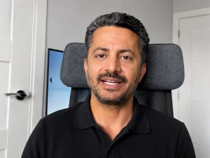 سأغرد ليل نهار دفاعًا عن المملكة.. المحلل السياسي اليمني "علي البخيتي" يكشف سبب وقوفه مع السعودية