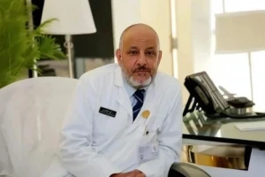 الخضيري يكشف 3 علامات تحذيرية للإصابة بالساركوبينيا.. ويحدد الفئة الأكثر عرضة وطرق الوقاية منها