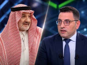 «إلى أين تريد أن تصل بالضبط؟».. خالد بن طلال يرد على مذيع العربية بشأن حديثه عن عدم أحقية الوليد في التصرف بالهلال