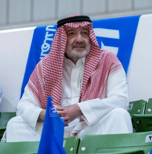 «قد يصل إلى ما لا يُحمد عقباه».. خالد بن طلال يوجه تحذيرًا بشأن الهجوم على مالك أحد الأندية