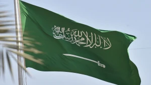 أول تعليق من المملكة على استهداف إيران الناقلة السعودية (سدر) خلال عبورها مضيق هرمز