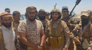 بالفيديو.. ضابط يمني يكشف آخر مستجدات العملية العسكرية في الجوف بعد السيطرة على معسكرات اللبنات