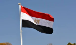 أول تعليق من مصر على الهجمات الصاروخية والمسيرات التي استهدفت 4 مدن سعودية