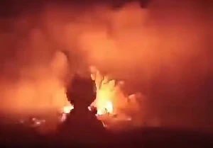 بالفيديو.. الجيش اليمني يشن قصفًا عنيفًا على مواقع الحوثيين في الساحل الغربي