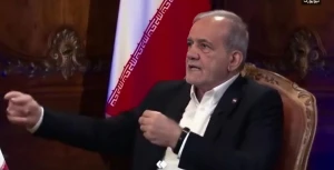 بالفيديو: الرئيس الإيراني يتهم إسرائيل بالوقوف خلف استهداف خط أنابيب النفط السعودية!