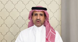 بالفيديو.. محلل سياسي سعودي يكشف كيف يضع النظام الإيراني "حبل المشنقة" حول رقبته