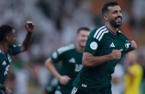 بالفيديو.. المنتخب السعودي يفوز على العراق بثنائية نظيفة ..ويتصدر مجموعته في خليجي 27