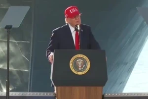 بالفيديو.. ترامب : الولايات المتحدة تحمل العالم بأسره على كتفيها ..ودول أخرى أصبحت ضعيفة وغير فعالة main
